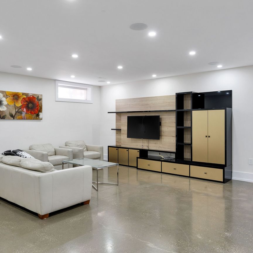For Lease - 54 A Trueman Avenue, Toronto, Ontario - Photo 1