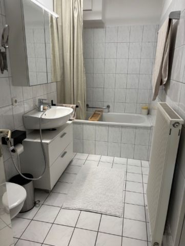 Gemütliche 2-Zimmer-Wohnung mit Balkon in Köln-Meschenich – ideal für Singles oder Paare - Photo 2