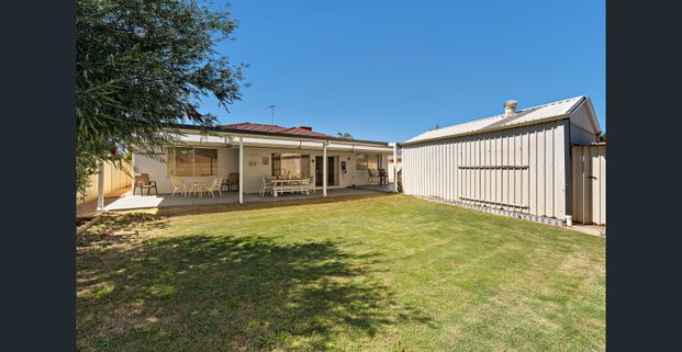 Big Block, Big Workshop, Big Lifestyle! - Photo 1