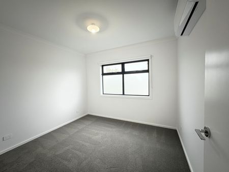 Comfort, Convenience and Added Practicality on the Cusp of East Geelong - Photo 2