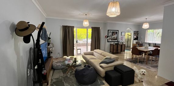 Hurstville - Photo 2