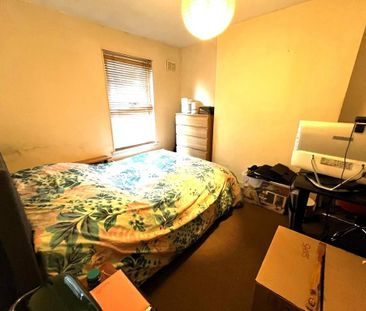 2 bedroom end of terrace house to rent - Photo 6