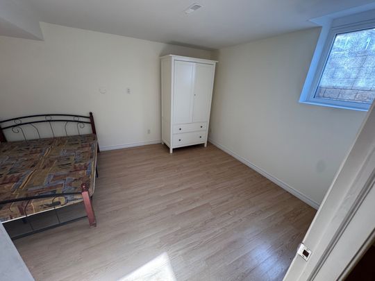 For Lease - 71 holly dr Drive, Richmond Hill, Ontario - Photo 1