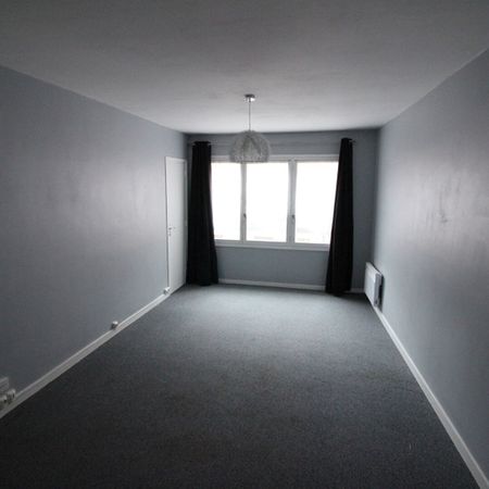 Location Appartement 1 pièce 28m² - Photo 3