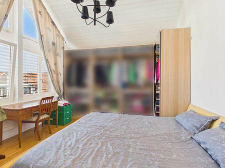 Einzigartige 3.5-Zimmer-Dachwohnung mit moderner Küche und Badezimmer - Foto 5