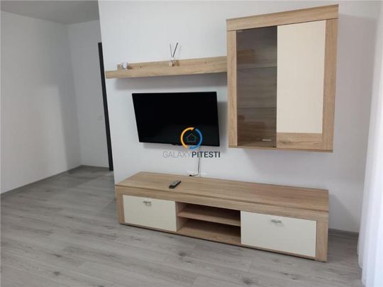 Inchiriere apartament 2 camere bloc nou Trivale - Photo 1