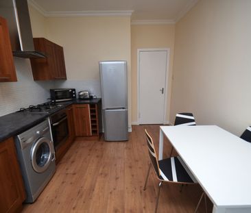 1 bed flat to rent in Cathcart Road, Glasgow, G42 - Photo 1