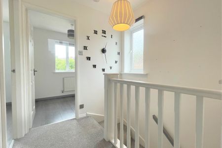 Ravendale Close - Photo 2