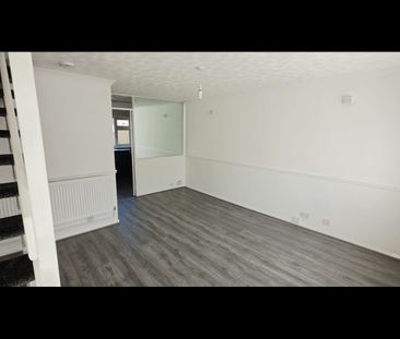 2 Bed Terraced House, Hampden Road, LE4 - Photo 2