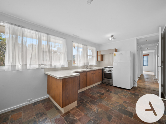 135 Theodore Street, Curtin ACT 2605 - House For Rent | Domain - Photo 1