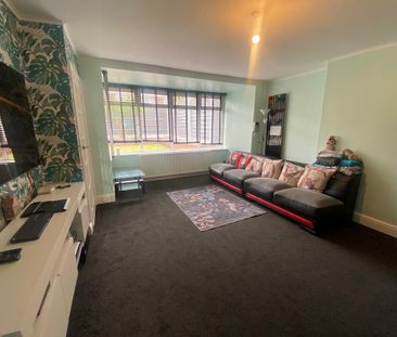3 bedroom house to rent - Photo 1