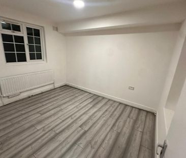 Room in a Shared House, Rosslyn Crescent, HA1 - Photo 4