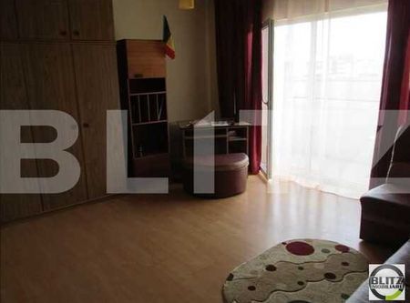 Inchiriere 1 camera, 36 mp utili, etaj intermediar, zona TERRA! - Photo 2