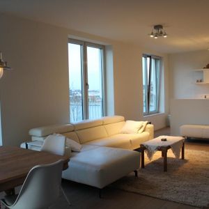 Appartement te huur in Antwerpen voor € 1.650 met 2 slaapkamers - Photo 2