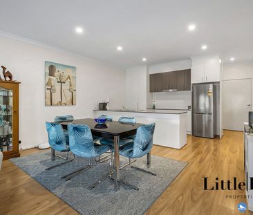 22 Edgeworth Parade, Coombs ACT 2611 - Townhouse For Rent | Domain - Photo 3