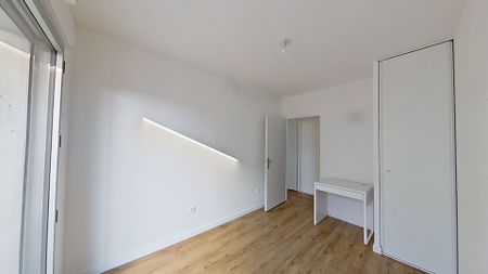 Location Appartement 4 pièces 82m² - Photo 5