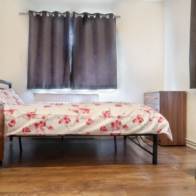 RM4 Tarling Street | Shadwell | London | E1 0AZ - Photo 1