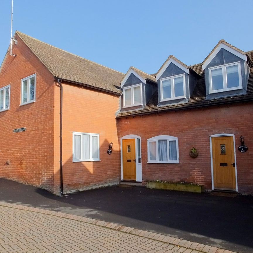 2 bed apartment to rent in Monmouth Close, Kenilworth, CV8 - Photo 1