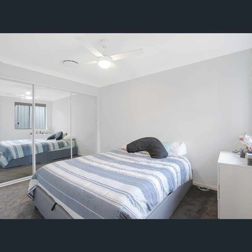 12a Mapplewell Circuit, Farley, NSW 2320 - Photo 1