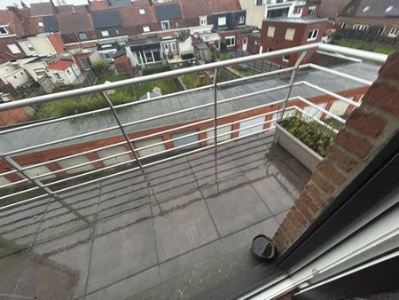 Appartement met uniek verzicht op de Leie met 2 slaapkamers - Photo 3