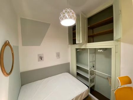 Carrer de Sant Pau, Barcelona, Catalonia 08001 - Photo 4