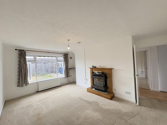 2 bedroom bungalow to rent - Photo 1