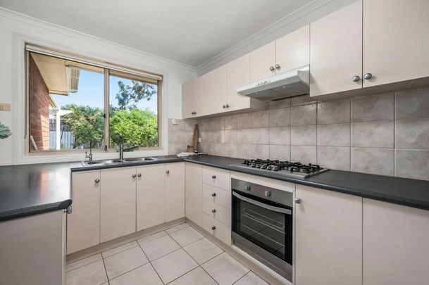 14 Eton Avenue, Magill SA, Belconnen - Photo 1