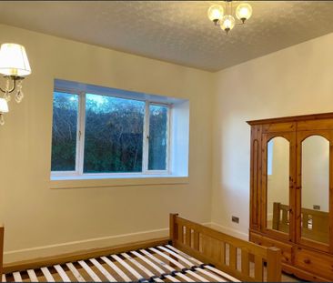 3 Bed Bungalow, Gilmerton Station Road, EH17 - Photo 2