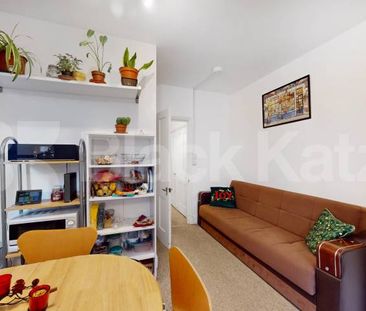 Mackeson Road, London, NW3 - Photo 1