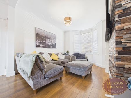 2 bedroom terraced house to rent - Photo 2
