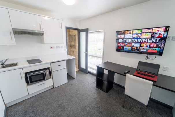 Studio Flat, Pershore Road, B5 - Photo 1