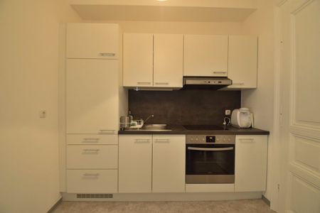 "KLEIN, ABER FEIN" - IDYLLISCHE GARCONNIERE IN LINZ-URFAHR - Photo 5