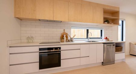 Modern, Warm, Dry & Healthy - 3-Bedroom Terrace Home with Big Savings in Waiata Shores - Photo 2