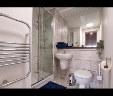 Studio Flat, Parr St, L1 - Photo 5