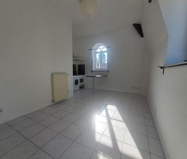 Location Appartement 3 pièces 43m² - Photo 3