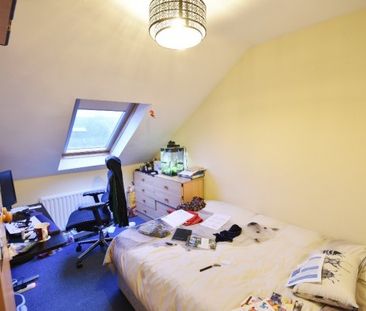 6 Bed - Kelvin Grove, Sandyford - Photo 3