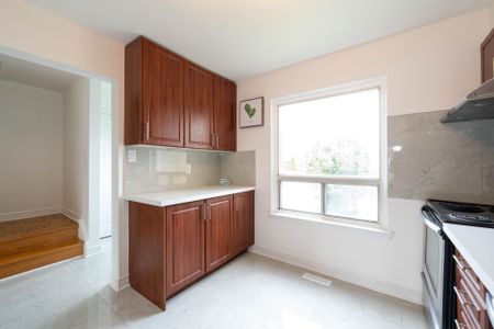 For Lease - 7440 Goreway Drive Unit# 28, Mississauga, Ontario - Photo 4