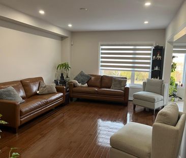 For Lease - 28 Puttingedge Drive, Whitby, Ontario - Photo 3