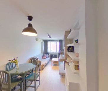 Piso de alquiler en Calle de Coslada, Guindalera - Photo 2