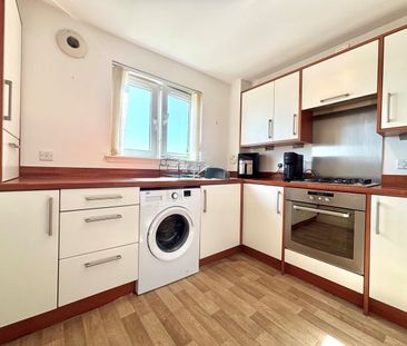 Whitehaugh Road, Parklands, G53 7JQ - Photo 1