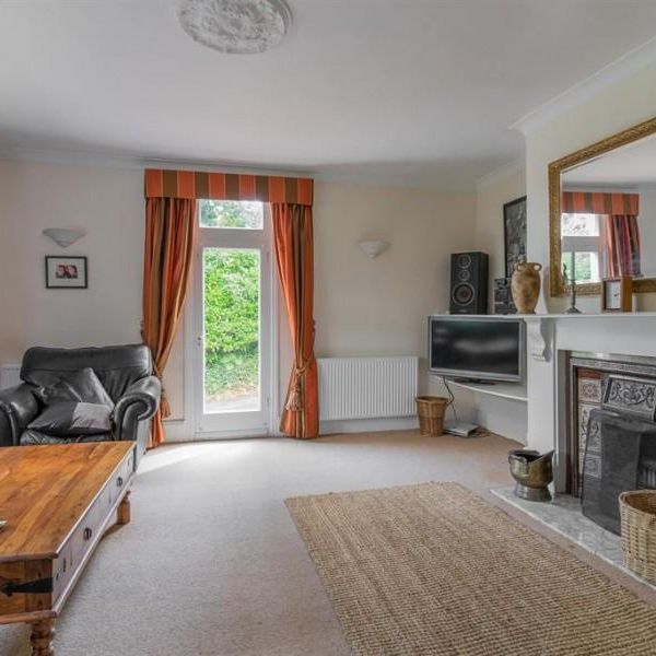 Newport, Saffron Walden, Essex - Photo 1