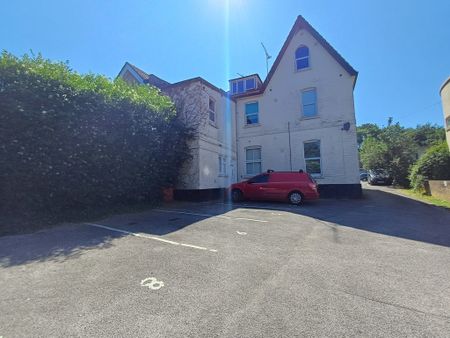 Crescent Road, Bournemouth - Photo 4