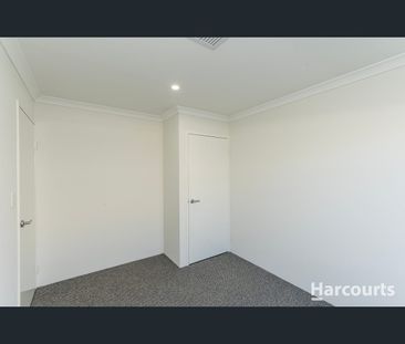 11 Thredbo Drive, Aveley, WA 6069 - Photo 6