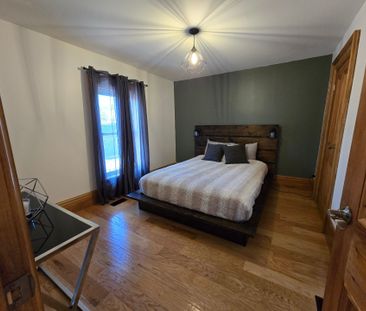 For Lease - 38 Sinclair Street, Belleville, Ontario - Photo 4