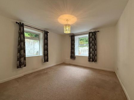 1 bedroom ground floor flat to rent - Photo 4