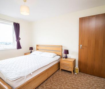 2 bedroom flat to rent - Photo 6