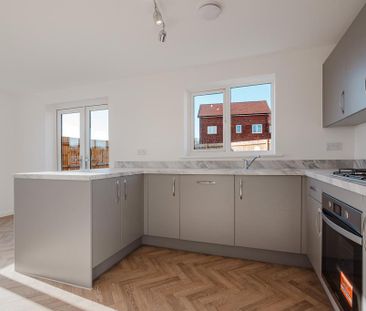 3 bedroom detached house to rent - Photo 3
