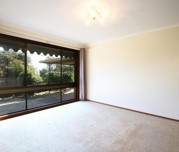 3 Bedroom Home Plus Study, With Views - Photo 4