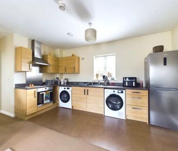 2 bedroom semi-detached house to rent - Photo 5