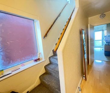 4 bedroom terraced house to rent - Photo 5